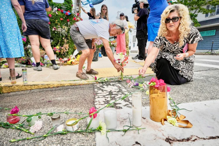 Dem lawmakers demand answers in fatal ICE shooting